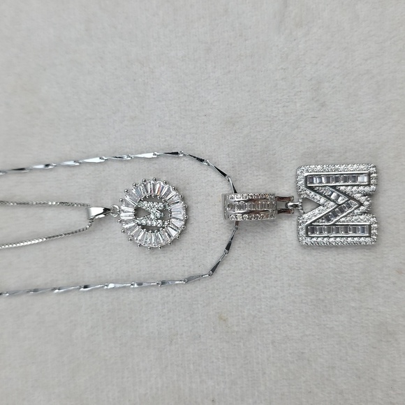 NIB YSTT Gold/Silver Layered Necklace Set Initial Pendant Multiple Letters!! - Picture 5 of 9